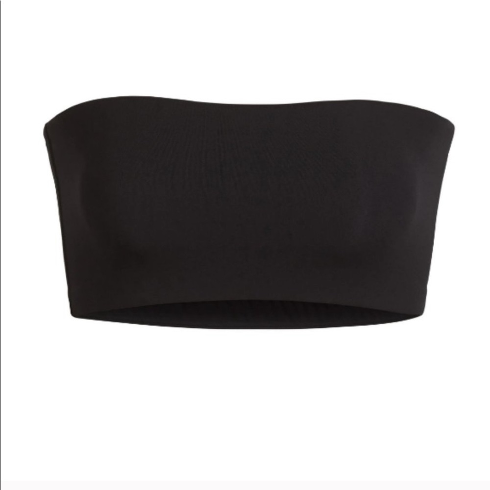 { Skims } Bandeau